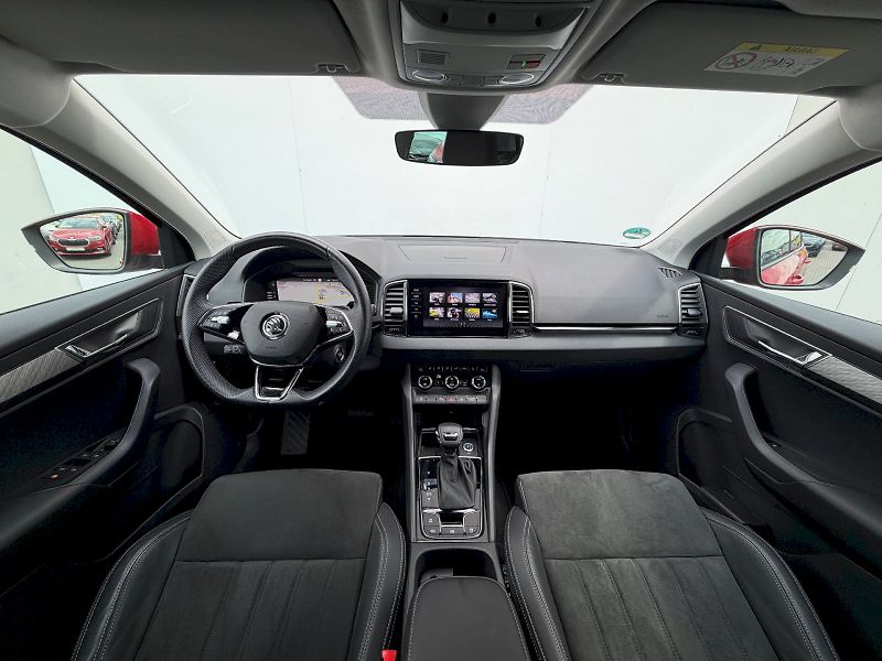 Škoda Karoq (2022) 1.5 TSI 110kW Style Matrix Nez - fotka 9 z 35