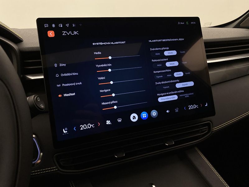 Lynk & Co 01 MORE PHEV AUT CZ 1.maj - fotka 59 z 93
