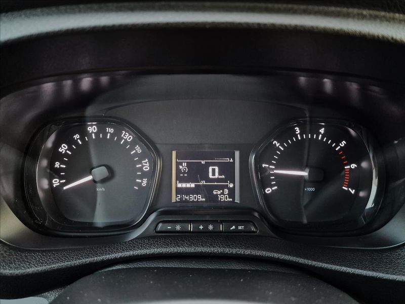 Toyota ProAce Verso 2.0 D-4d 140k L2 106kW - fotka 22 z 45