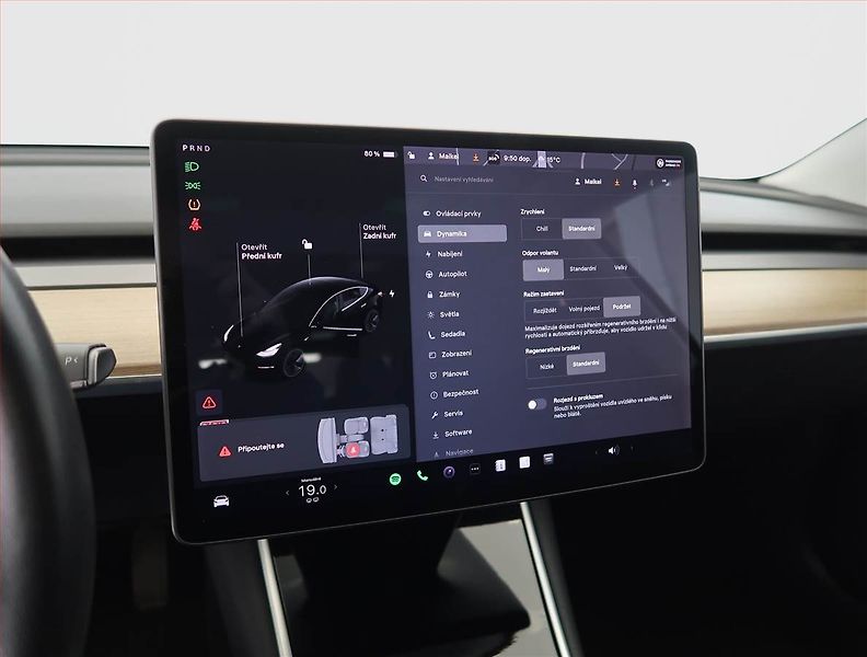 Tesla Model 3 (2019) Std Range Plus 52kWh, SoH 78% - fotka 20 z 32