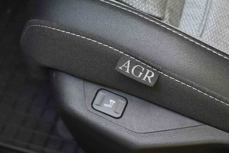 Nový Opel Astra je dobře využitelný v českém prostředí