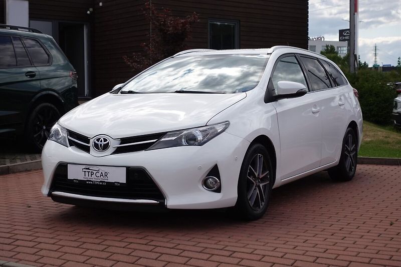 Toyota Auris 1.6 Valvematic 6M/T  Active Tr - fotografie inzerátu