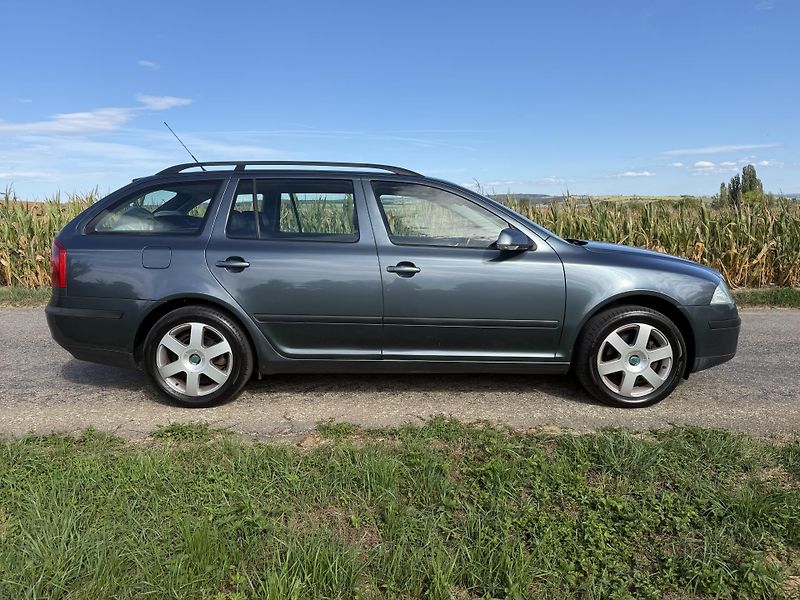Škoda Octavia 2,0TDI 103kW Elegance BEZ DPF - fotka 4 z 57