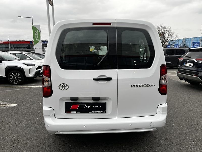 Toyota ProAce City Verso 1.5D MT Business ODBĚR 11/2026 - fotka 5 z 28