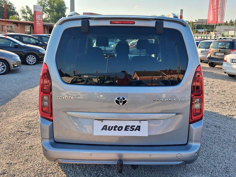 Toyota ProAce City Verso (2022) 1.5, 1.maj,ČR, servis.kniha - fotka 5 z 22