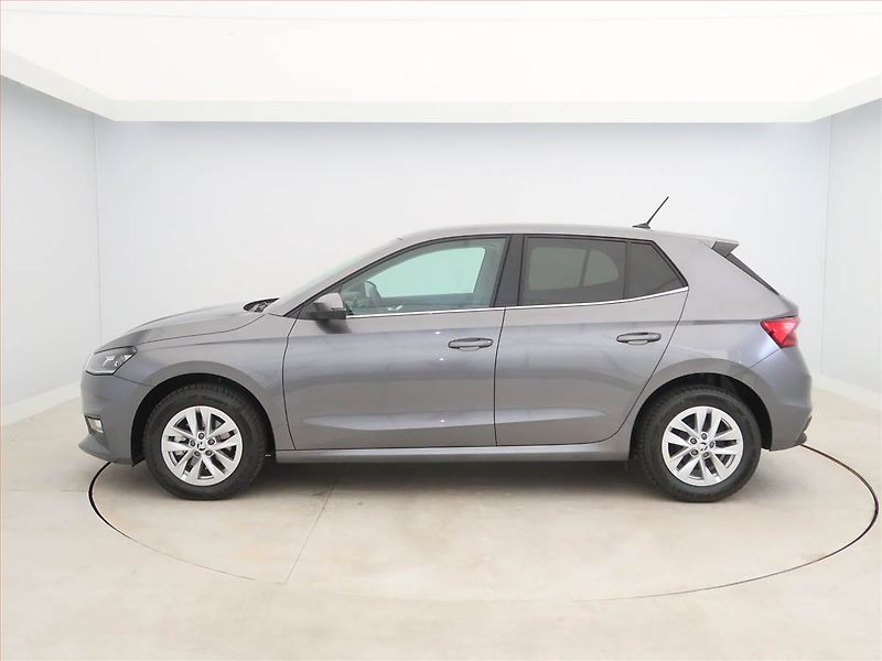 Škoda Fabia (2022) Style 1.0 TSI, Serv.kniha - fotka 3 z 18
