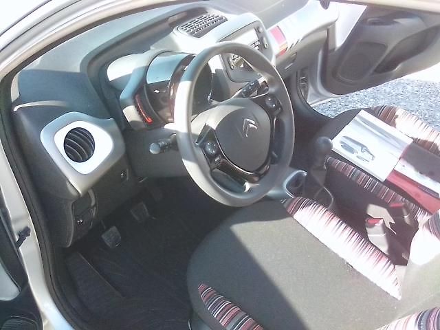 Citroën C1 (2016) 1.2i /60 KW , 1.MAJITEL - fotka 18 z 36