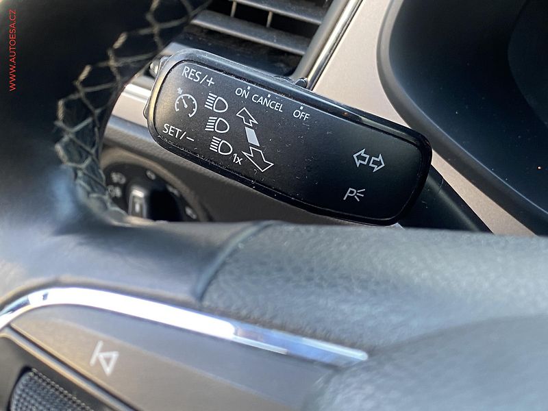 Seat Leon (2018) 1.2 TSi, Style, +kola - fotka 14 z 17