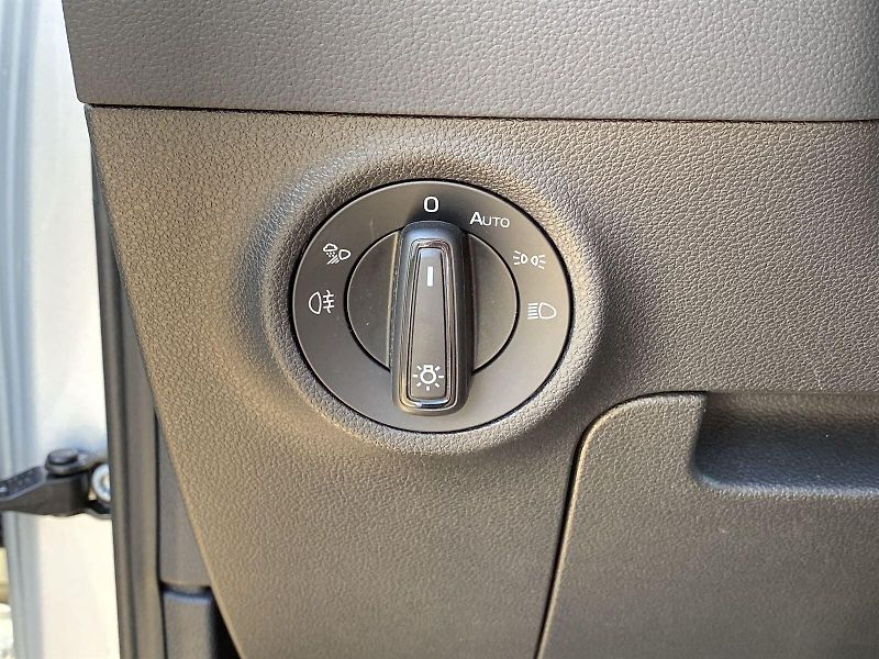 Škoda Karoq (2025) 2.0 TDI 4x4 DSG Sportline - fotka 14 z 38