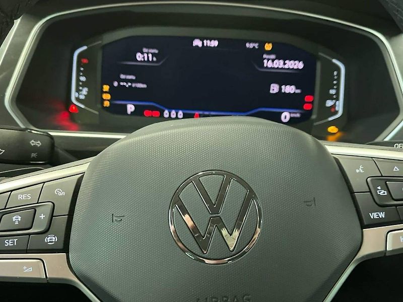 Volkswagen Tiguan (2024) Elegance 1.5 TSI DSG - fotka 16 z 20