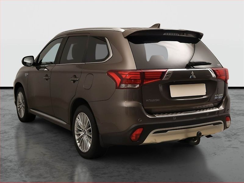 Mitsubishi Outlander (2019) 2.4 PHEV - fotka 4 z 22