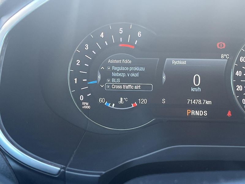 Ford S-MAX (2020) 2.0 140kw, 4x4, ČR, tažné, for - fotka 25 z 27