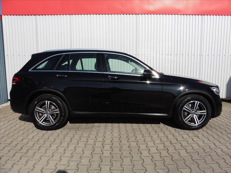 Mercedes-Benz GLC 220d 4Matic - fotka 6 z 24