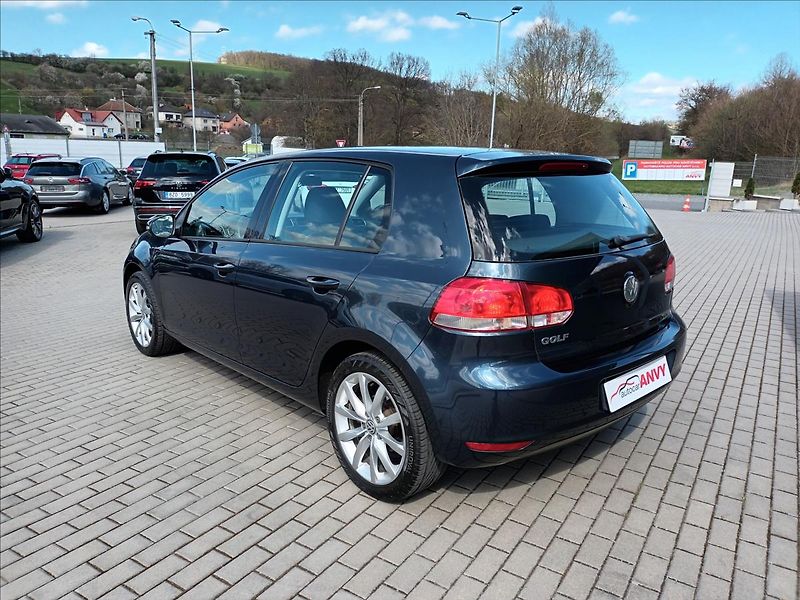 Volkswagen Golf 1,4 16V,59KW,TREND,KLIMA,VÝHŘE - fotka 11 z 50