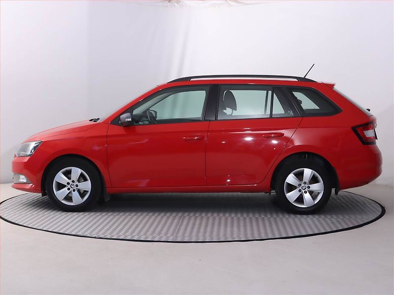 Škoda Fabia (2018) 1.0, Park. senzory - fotka 3 z 18