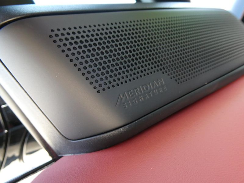 Land Rover Range Rover Sport (2026) SV P635 - fotka 12 z 43