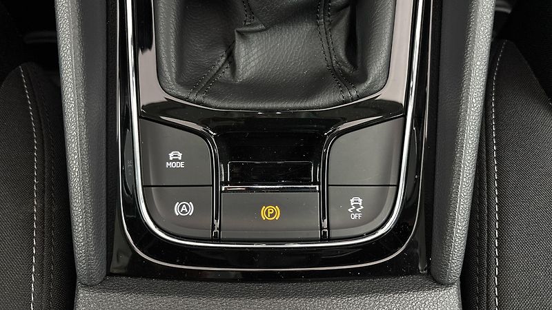 Škoda Karoq 2.0 TDI Style - fotka 21 z 25