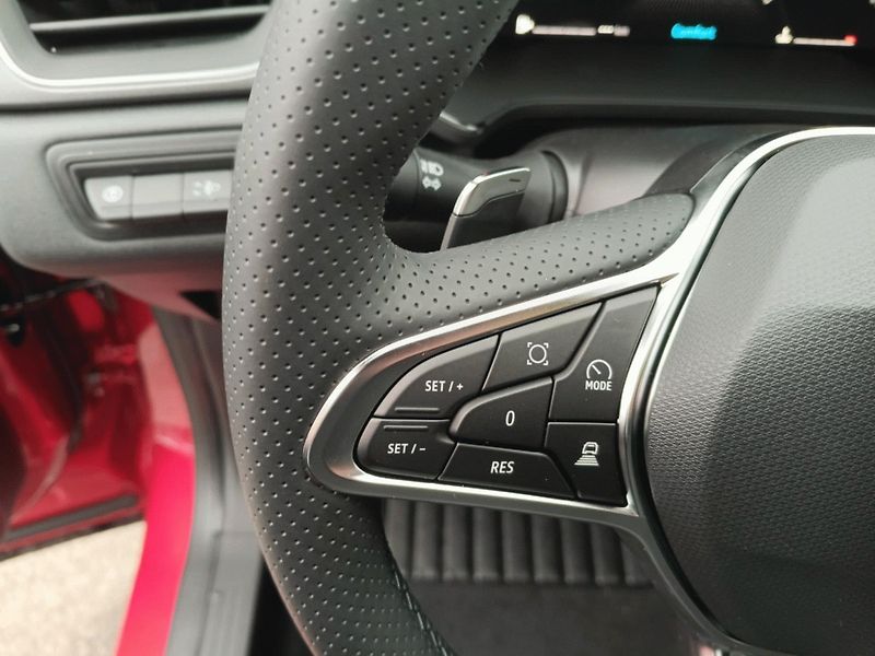 Renault Captur (2026) techno mild hybrid 140 EDC - fotka 27 z 27