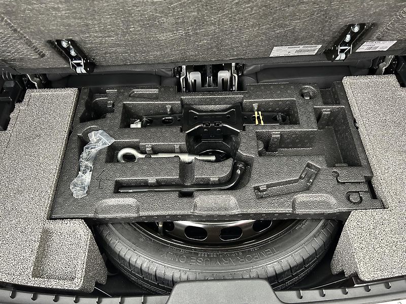 Volvo XC90 2.0  B5 4x4 Plus - fotka 30 z 30