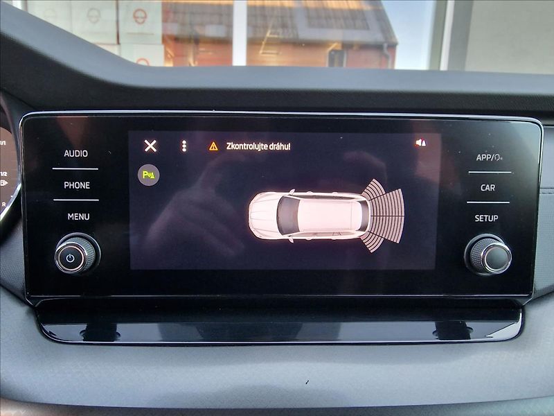 Škoda Octavia 2.0TDI DSG Ambition,ČR,1.Maj. - fotka 26 z 50