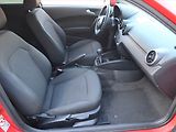 Audi A1 (2010) 1.2 TFSI, jezdí výborně - náhled 9