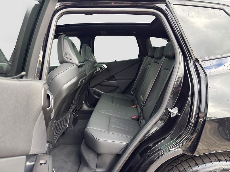 BMW X3 M50 xDrive - fotka 15 z 21
