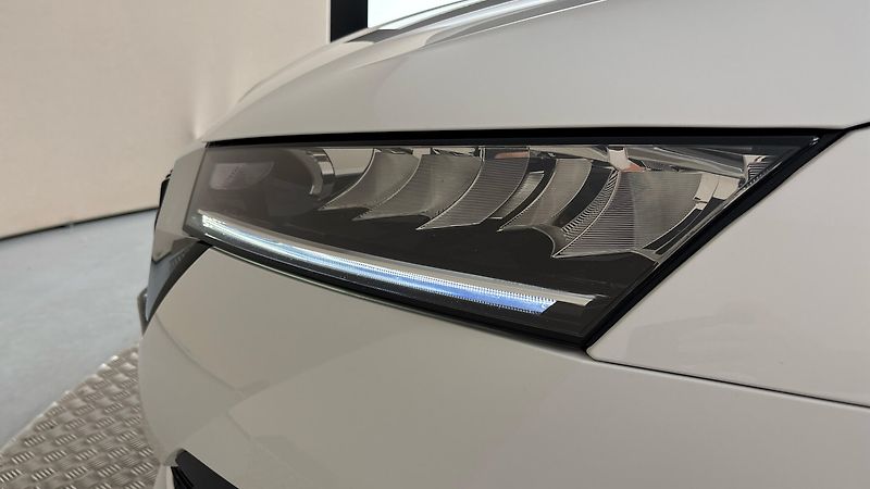 Škoda Octavia 1.5 TSI Style Combi - fotka 18 z 25