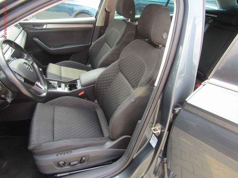 Škoda Superb (2016) 1.6TDI, servis.kniha - fotka 9 z 20