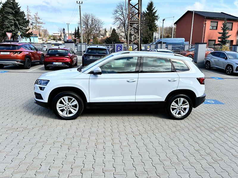 Škoda Karoq 110 kW Style 4x4 DSG 1.MAJITEL - fotka 4 z 38