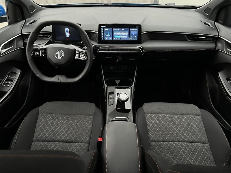 MG MG3 1.5 EMOTION Hybrid+ AUT CZ  - fotka 2 z 35