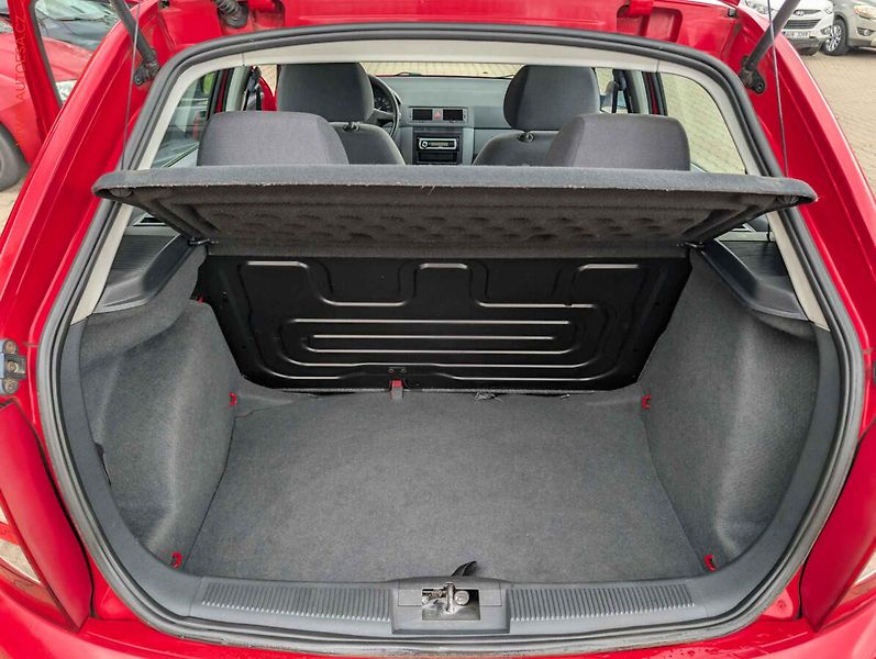 Škoda Fabia (2000) 1.4 MPi, ČR, STK6/28 - fotka 7 z 12