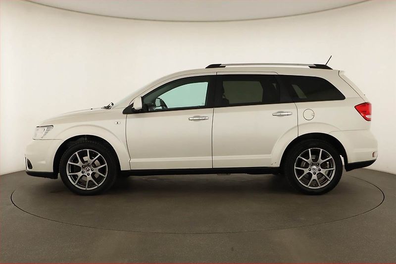 Fiat Freemont (2012) 2.0 MultiJet, 4X4, Automat - fotka 3 z 16