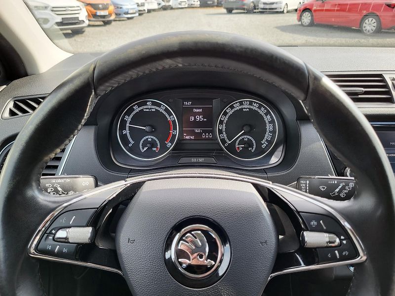 Škoda Fabia 1.0 TSI AMBITION Combi TOUR - fotka 10 z 46