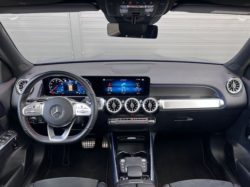 Mercedes-Benz GLB 220d-4MATIC-AMG-140KW - fotka 19 z 43