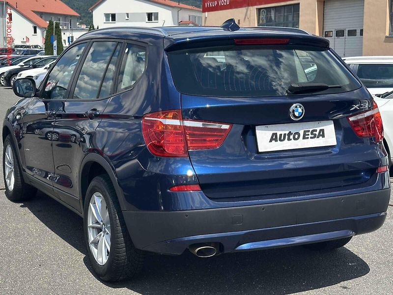 BMW X3 (2011) 2.0d xD, 2.maj, AT - fotka 6 z 19