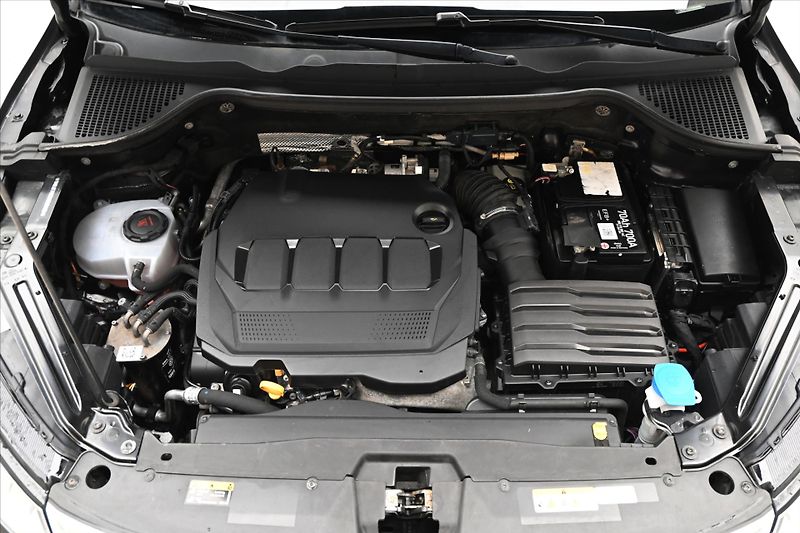 Škoda Karoq 2,0 TDI 85kW DSG Style Záruka - fotka 9 z 28