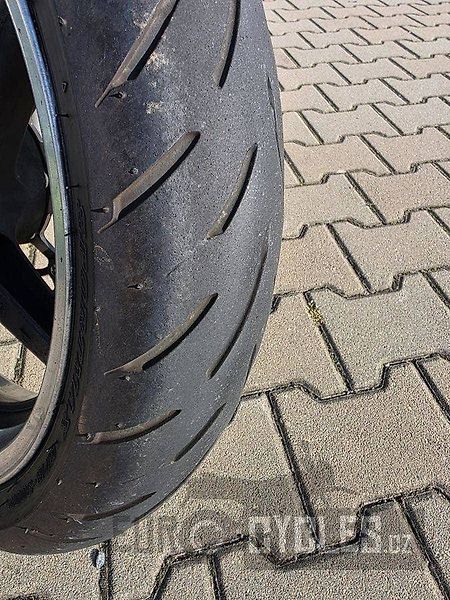 Honda CB 1300 (2004) akce 69900 - fotka 13 z 19