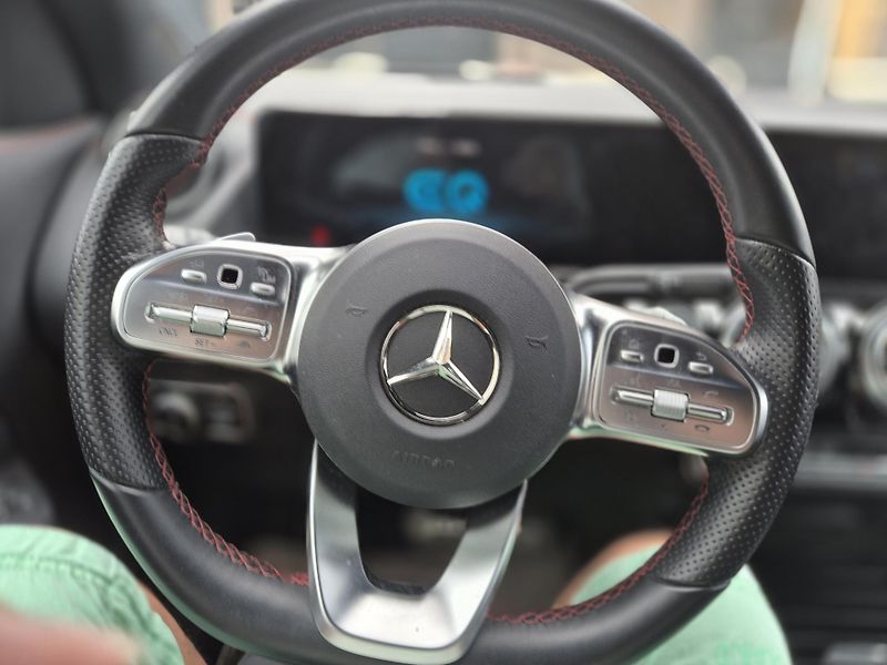 Mercedes-Benz EQA (2023) - fotka 5 z 11