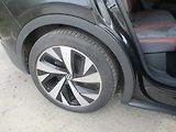 Volkswagen ID.4 150kW/77KWh PRO PERFO TEP.Č*TZ - náhled 32