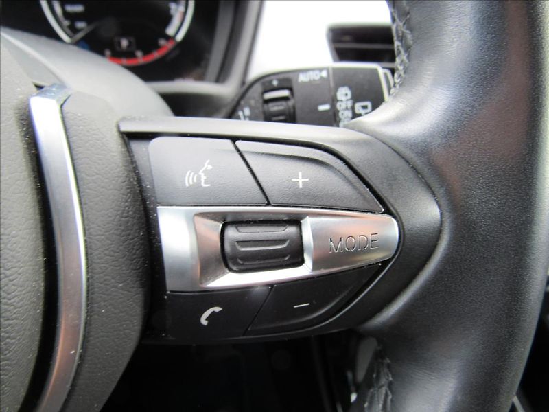 BMW X2 1,5 T sDrive 18I 103kW - fotka 24 z 33