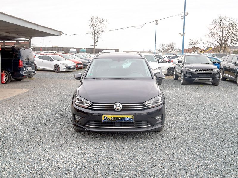 Volkswagen Golf Sportsvan (2017) 1.4TSI 110KW DSG – NAVI - fotka 2 z 50