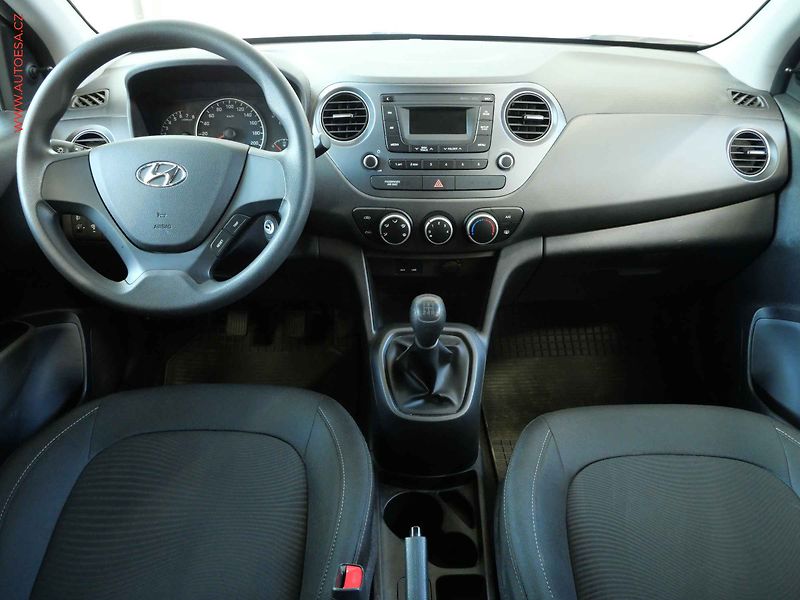 Hyundai i10 (2018) 1.0i, ČR, AC, STK6/28 - fotka 9 z 19
