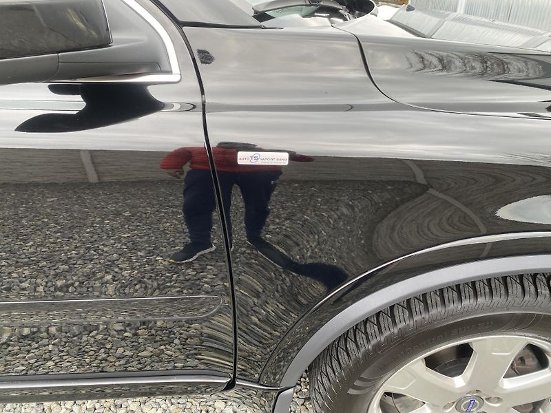 Volvo XC90 2.5TDi D5 200PS 7M 196000KM 1A - fotka 57 z 161