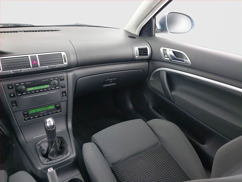 Škoda Superb (2008) Ambiente 2.0 TDI, nová STK - fotka 8 z 15