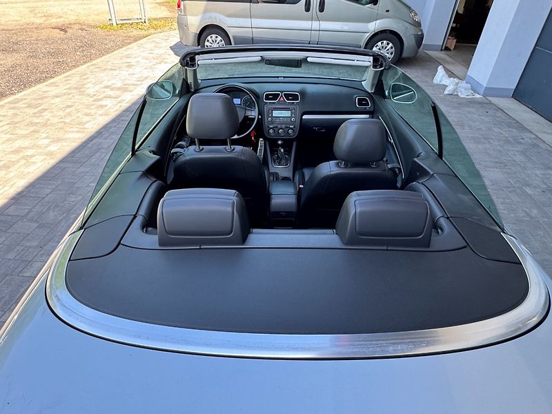 Volkswagen EOS (2006) 2.0 FSi - fotka 12 z 35