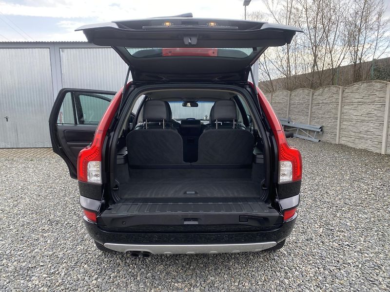 Volvo XC90 2.5TDi D5 200PS 7M 196000KM 1A - fotka 111 z 161