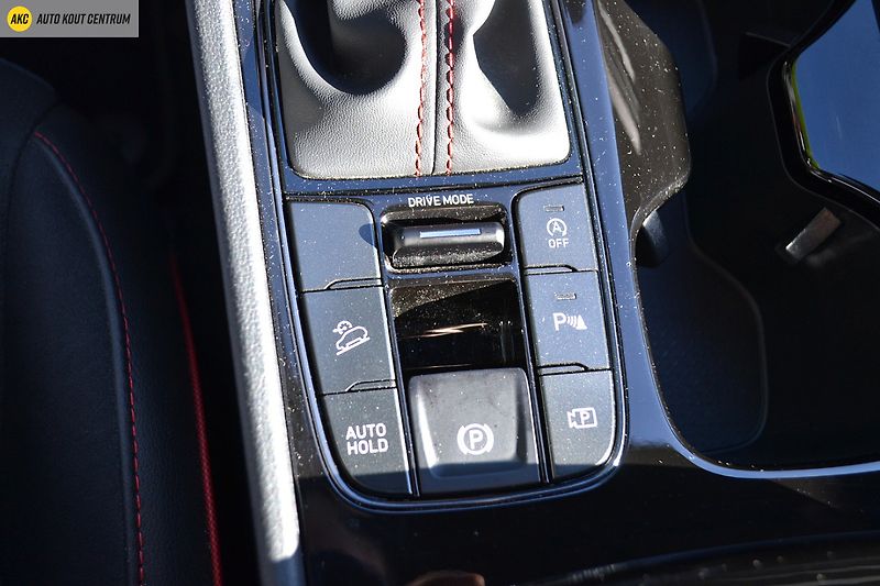 Hyundai Tucson 1,6 T-GDI-118KW N-LINE FL - fotka 35 z 61