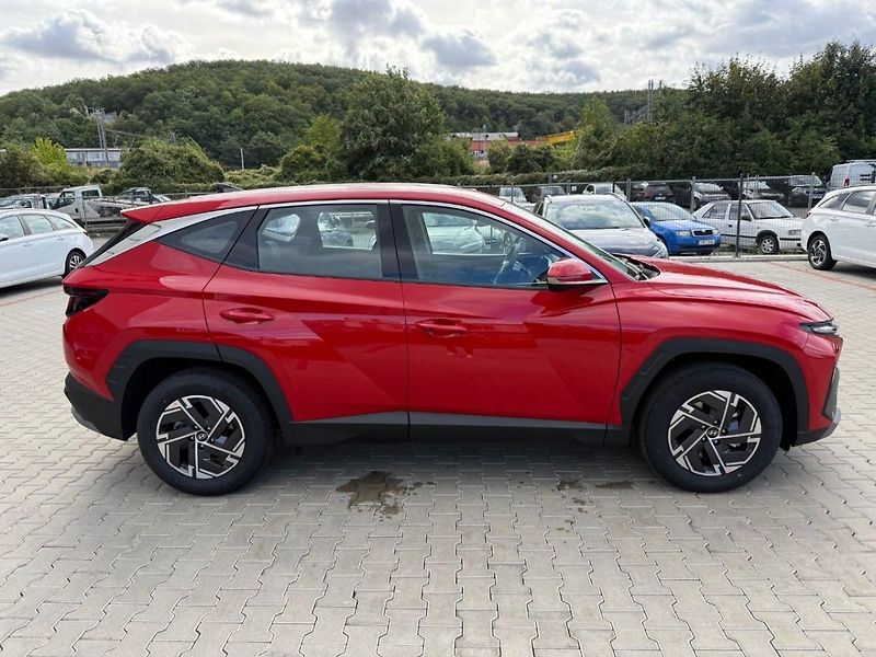 Hyundai Tucson 25 1,6 TGDI MT 2WD STYLE - fotka 2 z 6