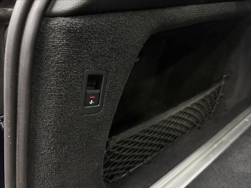 Audi A6 40TDI Q S-Line R20 Matrix LED - fotka 33 z 43