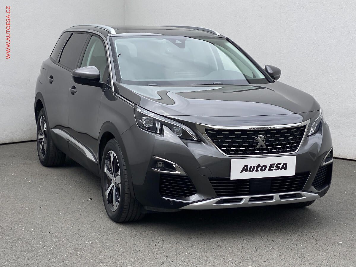 Peugeot 5008 1.2 PT 7míst, Allure, LED